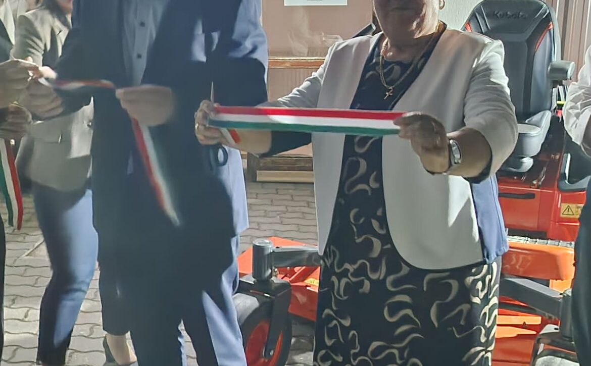 e65ba902-ff0f-4dbf-8570-3afa90d7d757